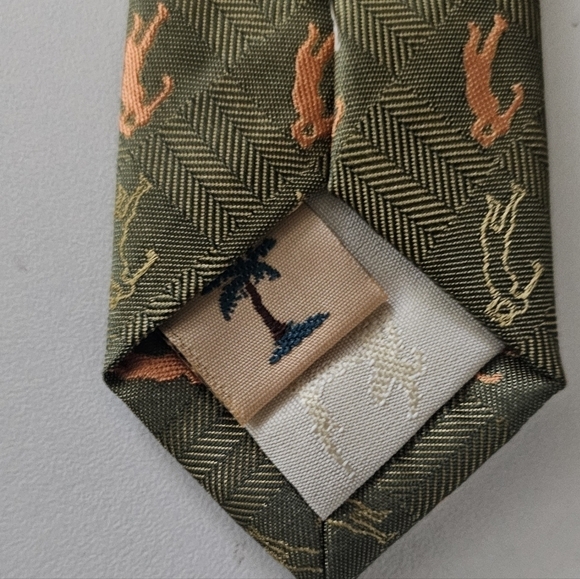 Tommy Bahama Off Island Jungle Green Golf Tie Golfer Master’s Tiger Woods Putter - Picture 5 of 7